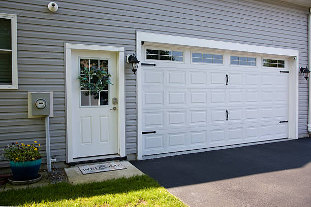 24/7 Emergency Garage Door Panel Replacement experts in Eleele, HI